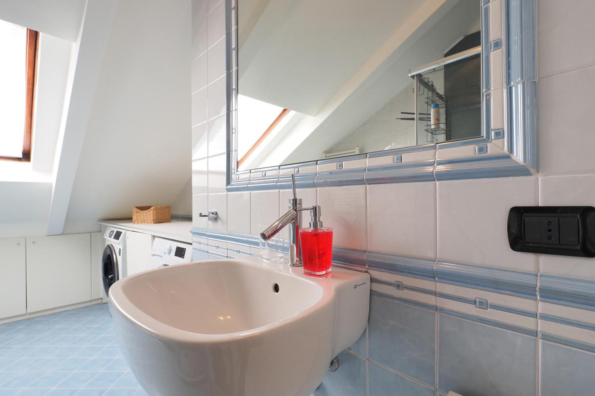 Appartement Primopiano - Savona 1 *